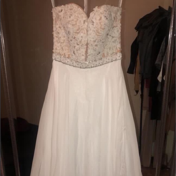 Sherri Hill Flowy Gown - Picture 2 of 4